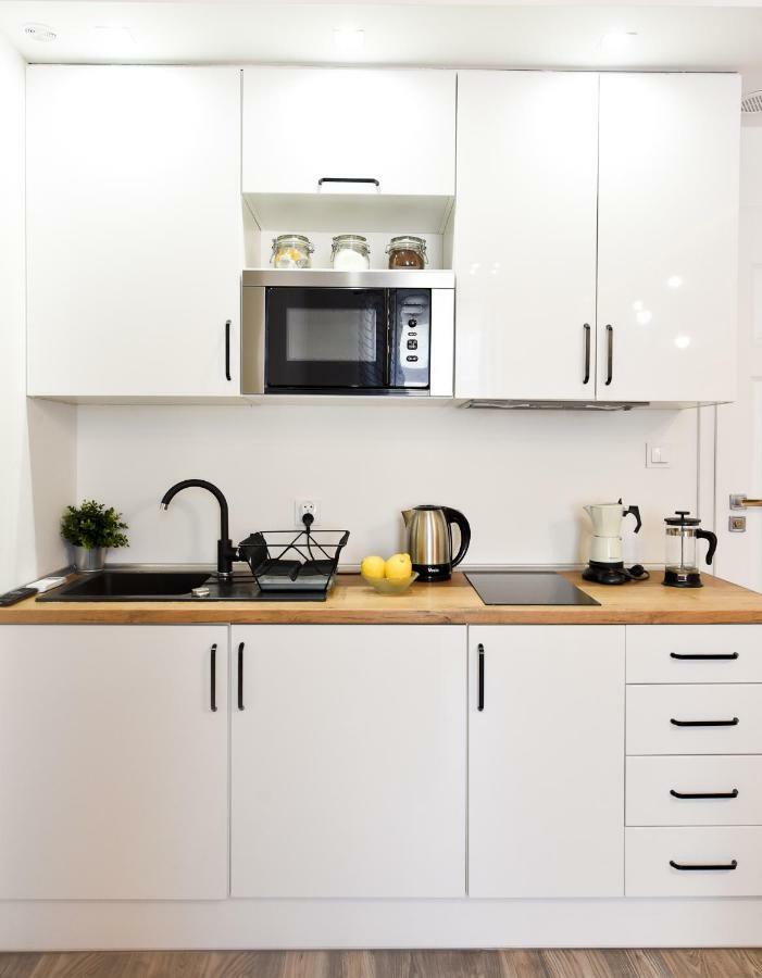 Metropolis Apartment ทอรูน ภายนอก รูปภาพ