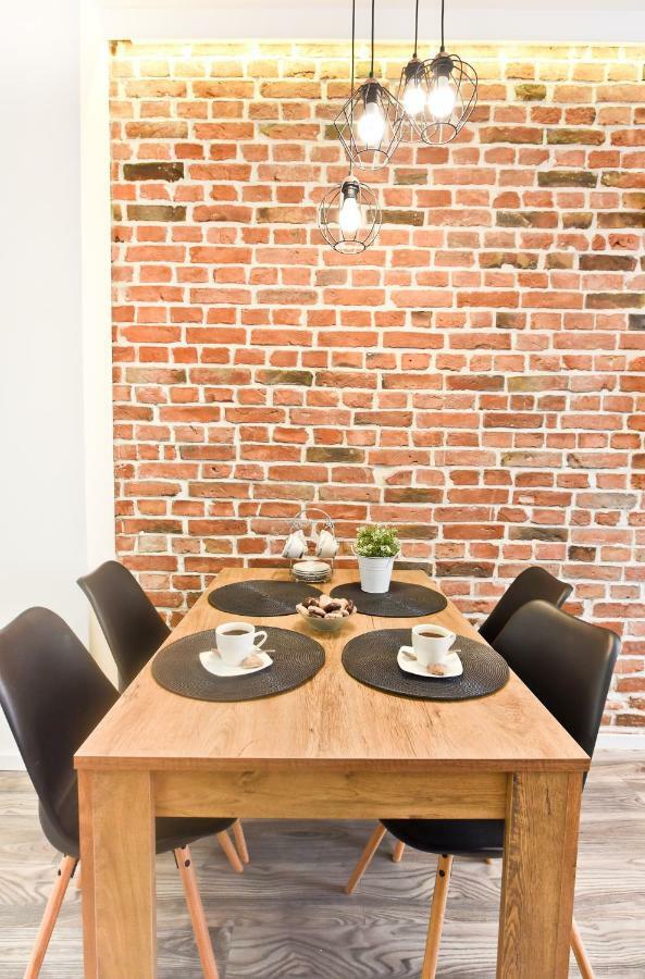 Metropolis Apartment ทอรูน ภายนอก รูปภาพ